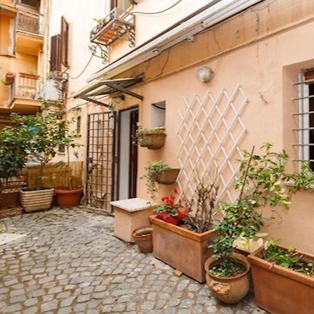 Independent With Garden Heart Of Trastevere John Cabot 罗马 外观 照片